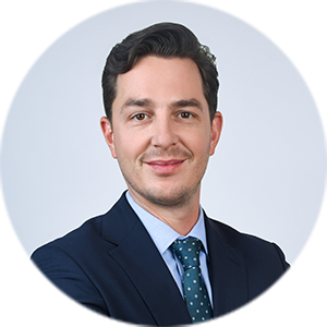 Lukas Willi, CFA, CAIA + ' ' + Senior sales executive